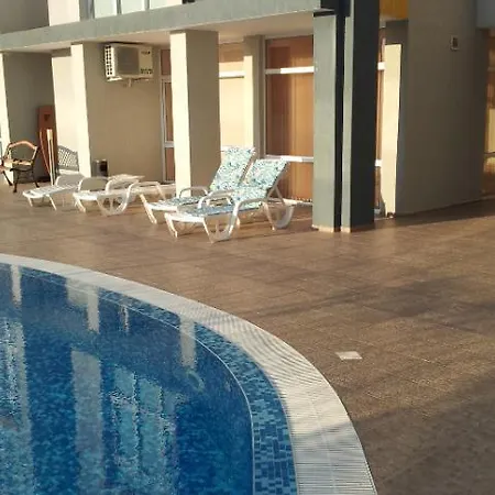 Rusavel In Sun City 3 Apartment