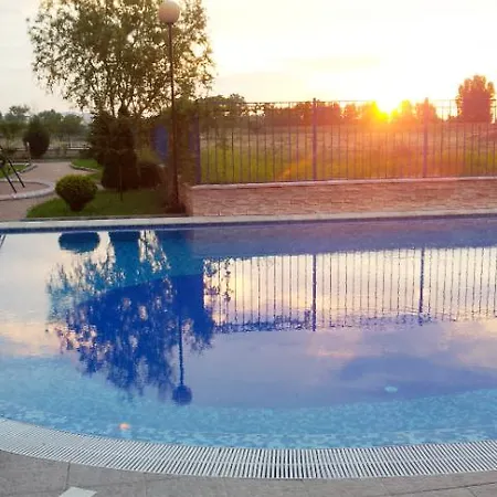 Rusavel In Sun City 3 Apartment *